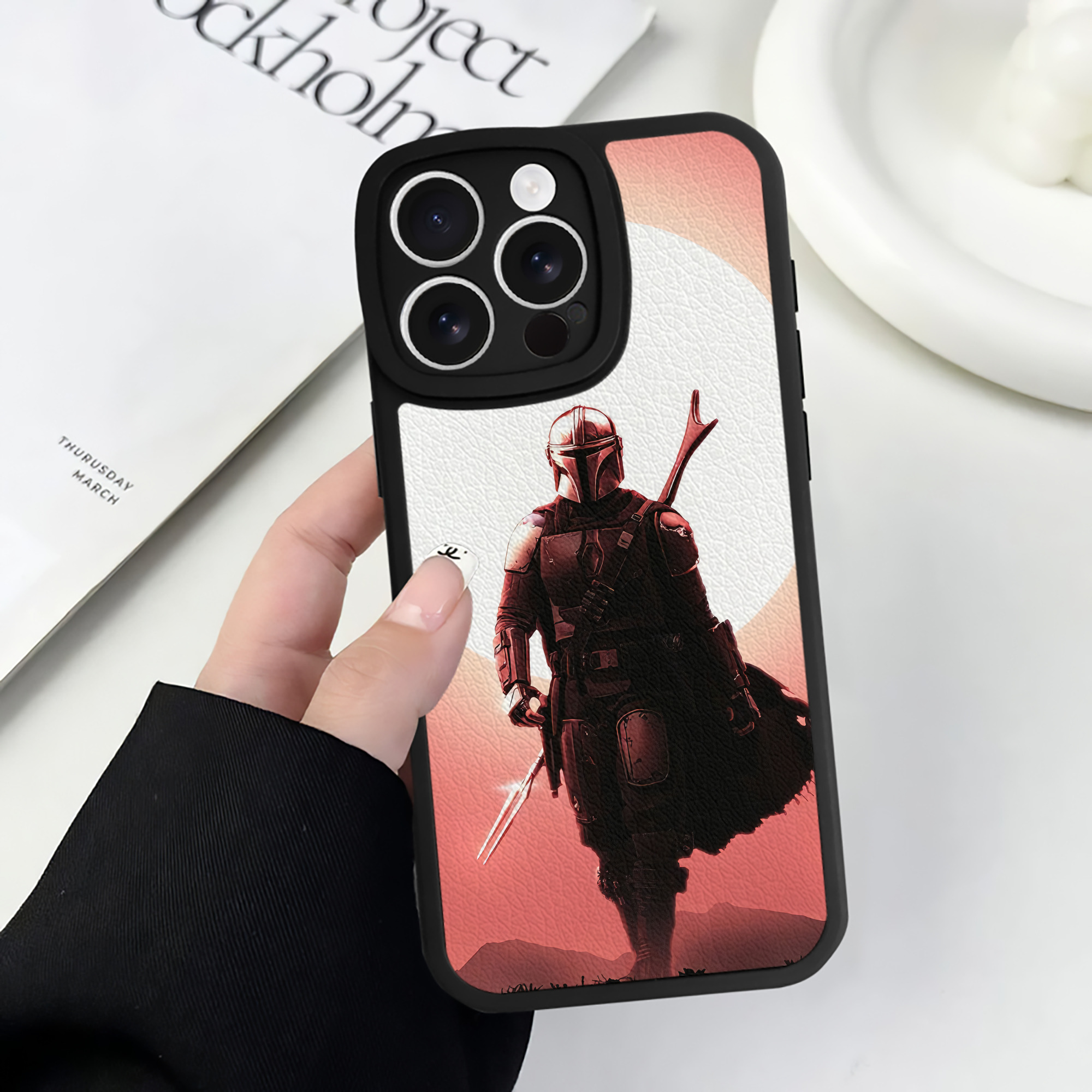 （画像用） スター・ウォーズ Star Wars 【iPhone 16シリーズ対応】シリコンスマホケース（レザー調） 材質：シリコン